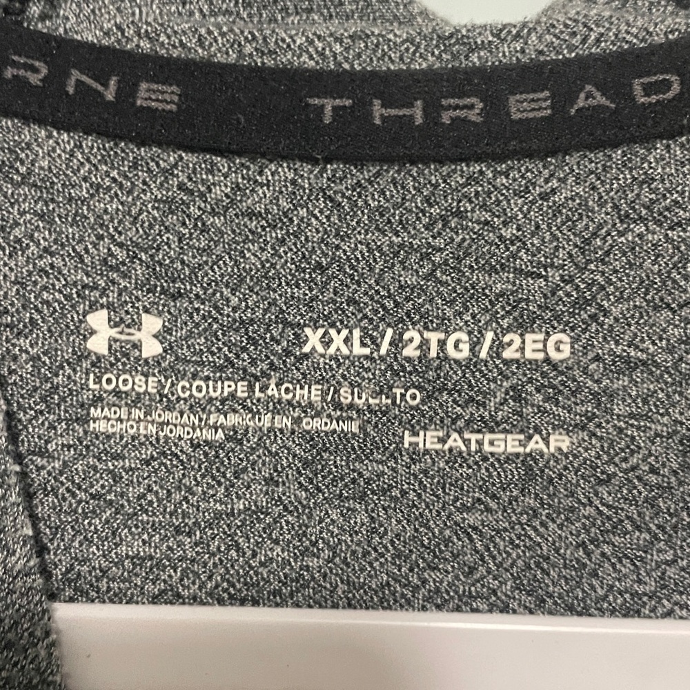 Under Armour Men's Dark Gray Hoodie - Picture 2 of 3